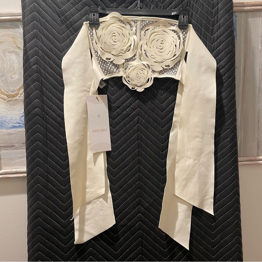 Elegant Cream Floral Bikini Set